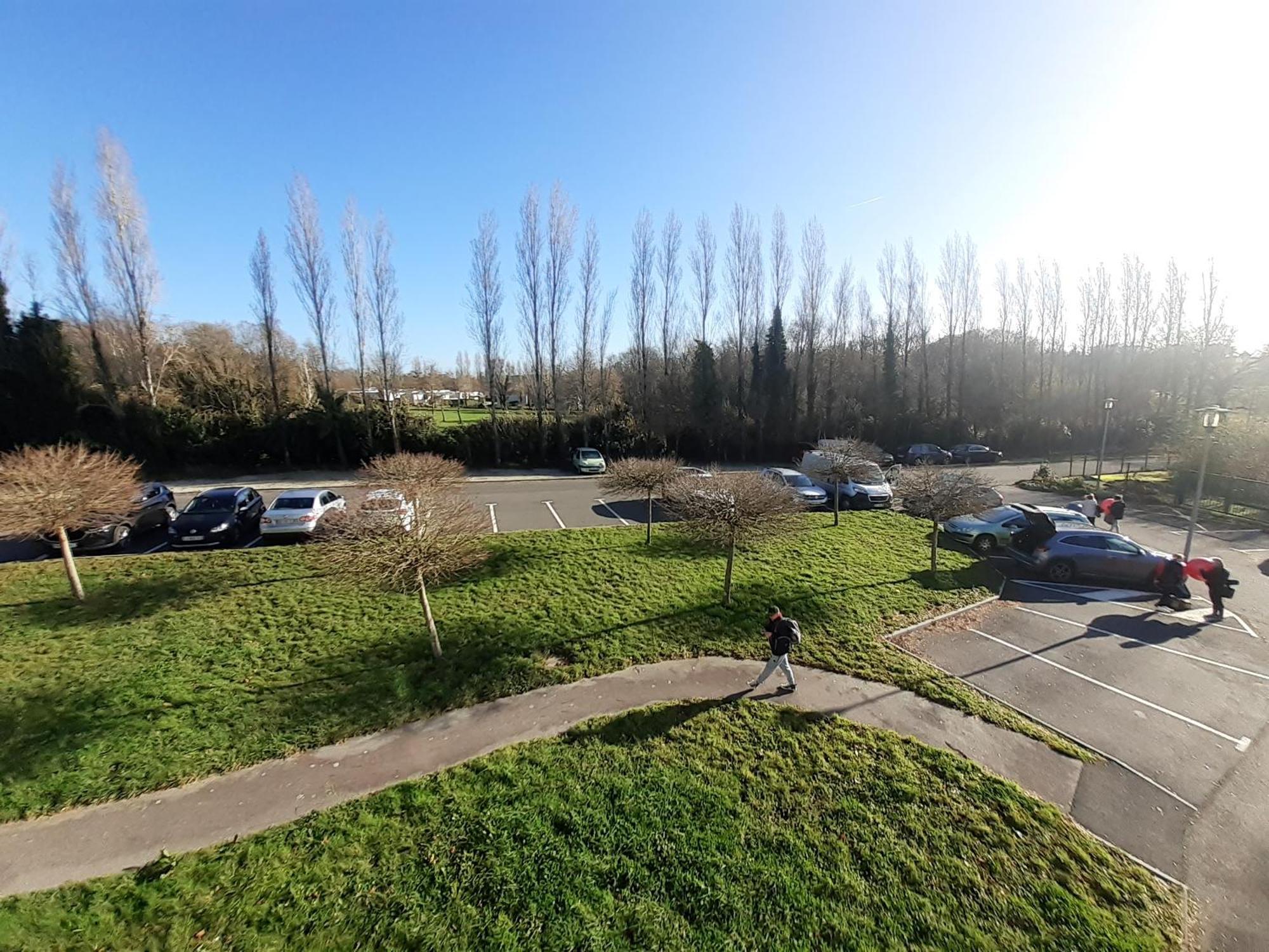 La Villa Des Golf.E.S Theix Bagian luar foto